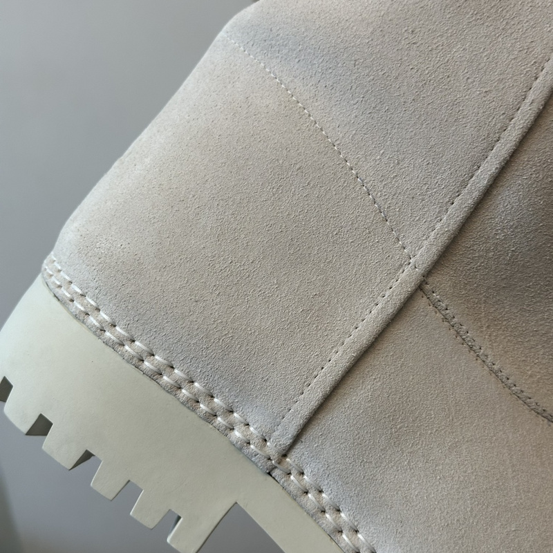 Balenciaga Winter Boots (Middle-Top)