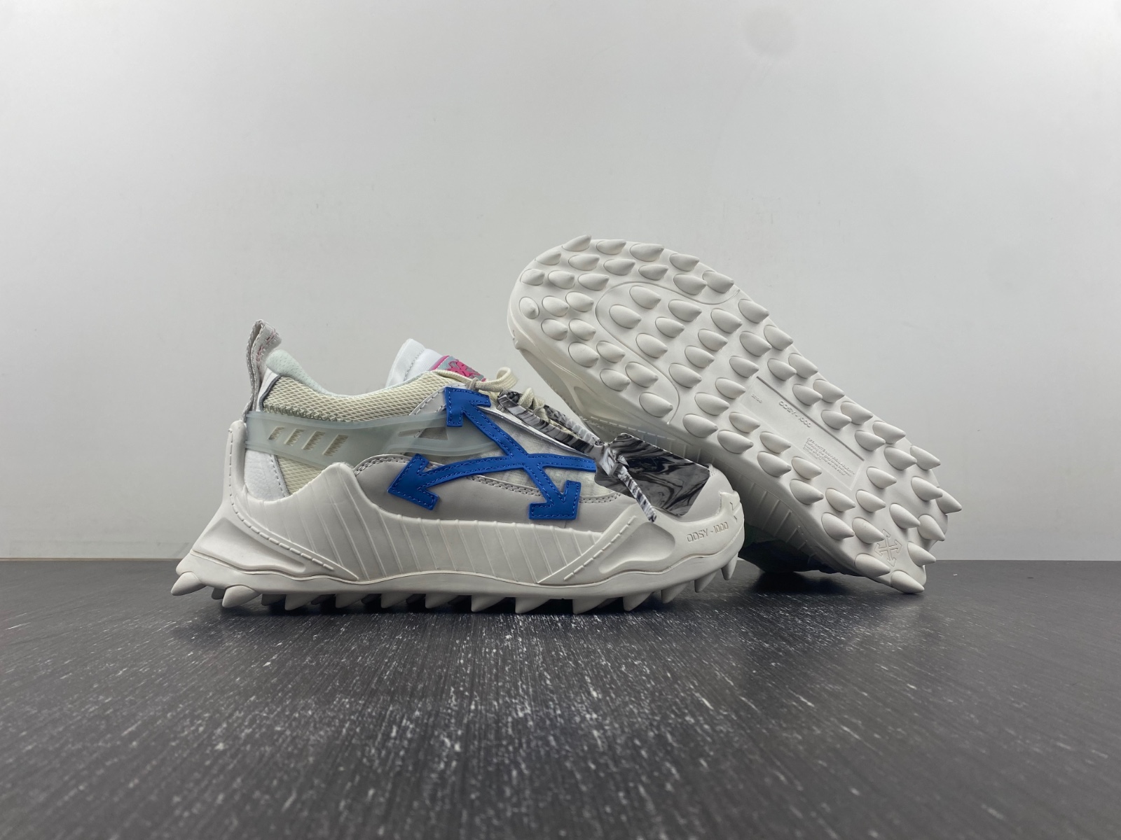 OW C/O​ ODSY-1000 SNEAKERS