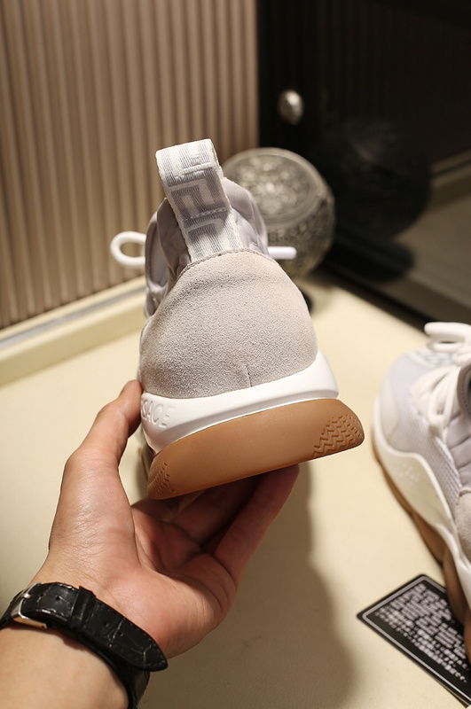 VE CHAIN REACTION SNEAKERS