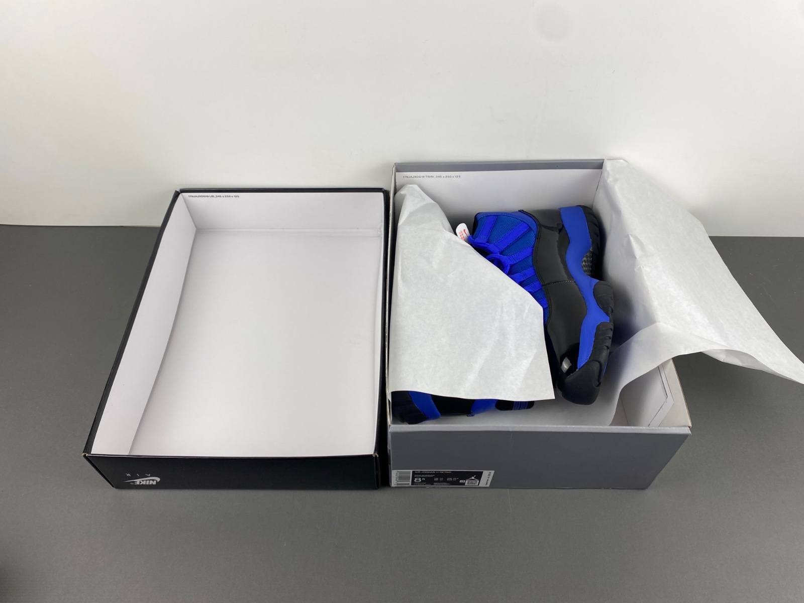 Air Jordan 11   CT8012-400