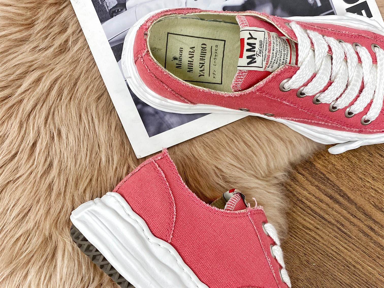 Maison Mihara Yasuhiro Low-Top Sneakers MMY-013