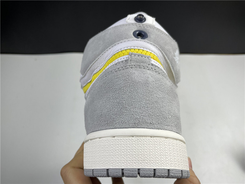 Air Jordan 1 High Switch Light Smoke Grey CW6576-100