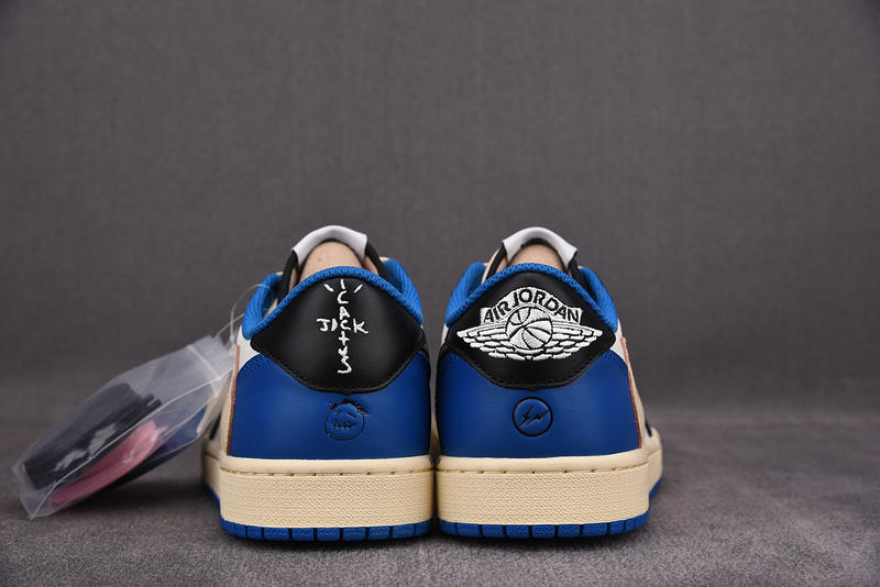 Travis Scott Fragment Air Jordan 1 Low DM7866-140