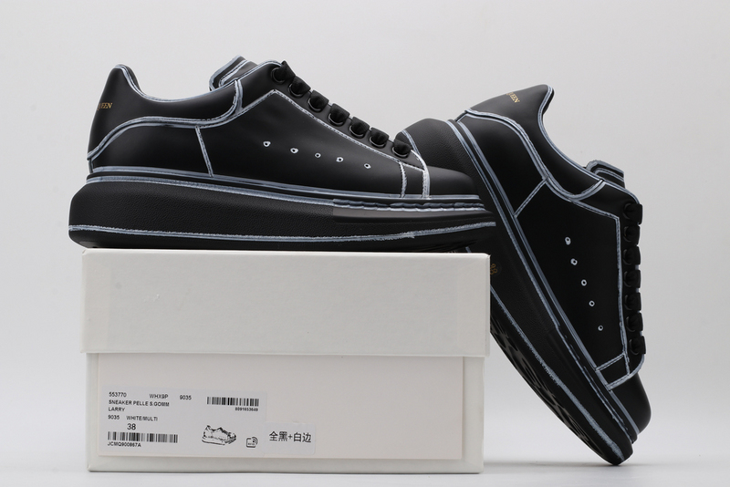 MCQUEEN OVERSIZED SNEAKER
