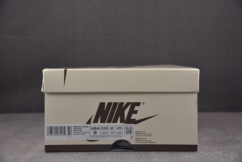 Travis Scott x Air Jordan 1 Low OG “Canary” DZ4137-700