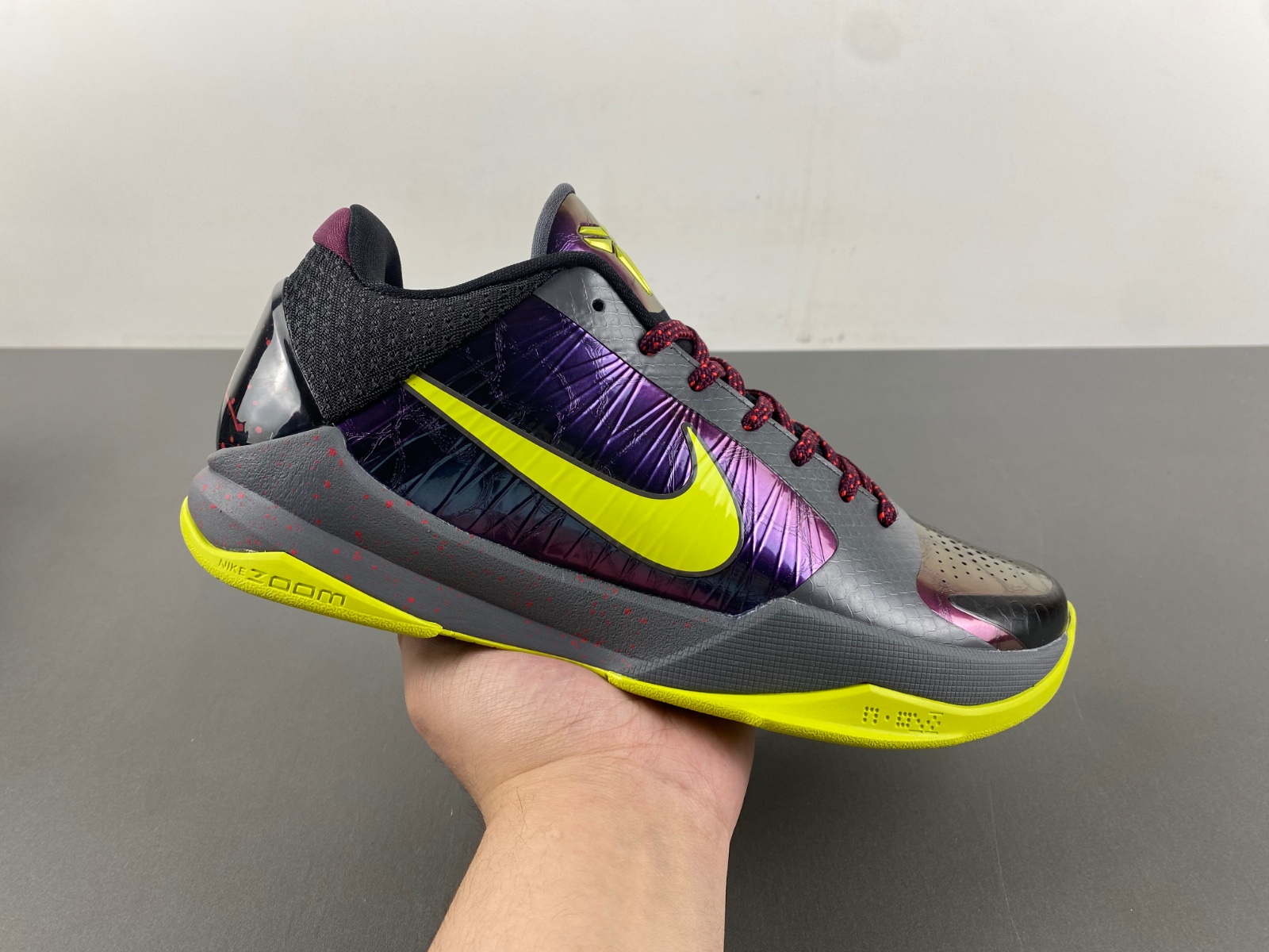 Nike Zoom Kobe 5 ZK5 Chaos    CD4991-001