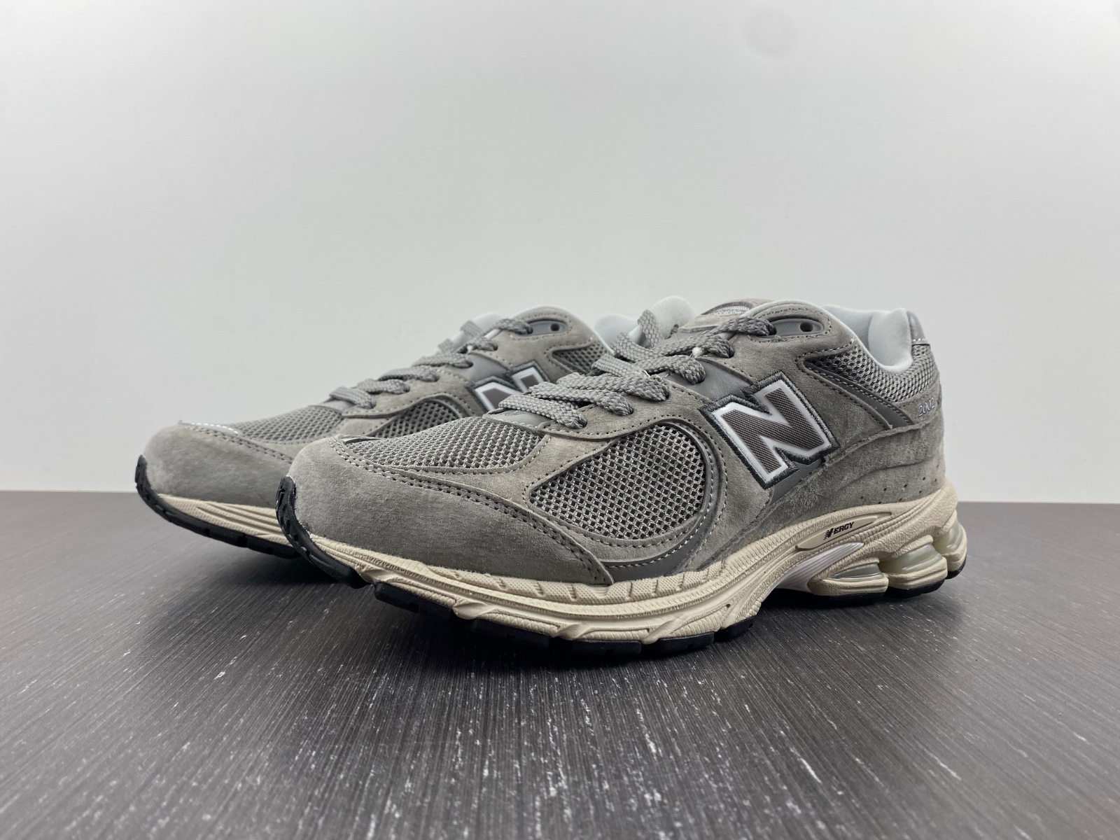 New Balance 2002R Marblehead Light Aluminum - ML2002RC