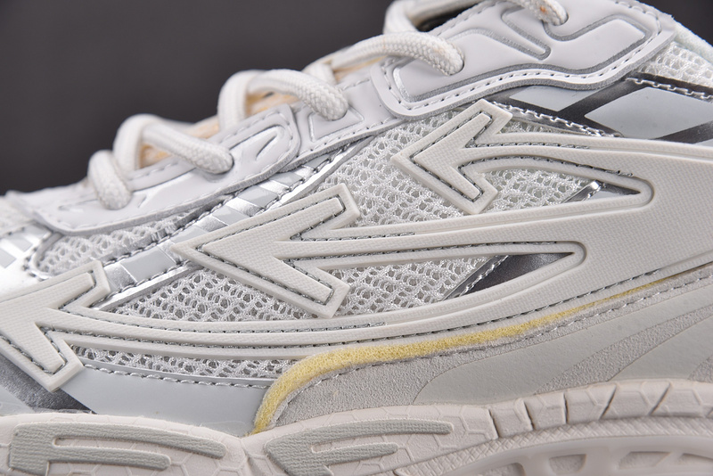 OFF-WHITE BE RIGHT BACK