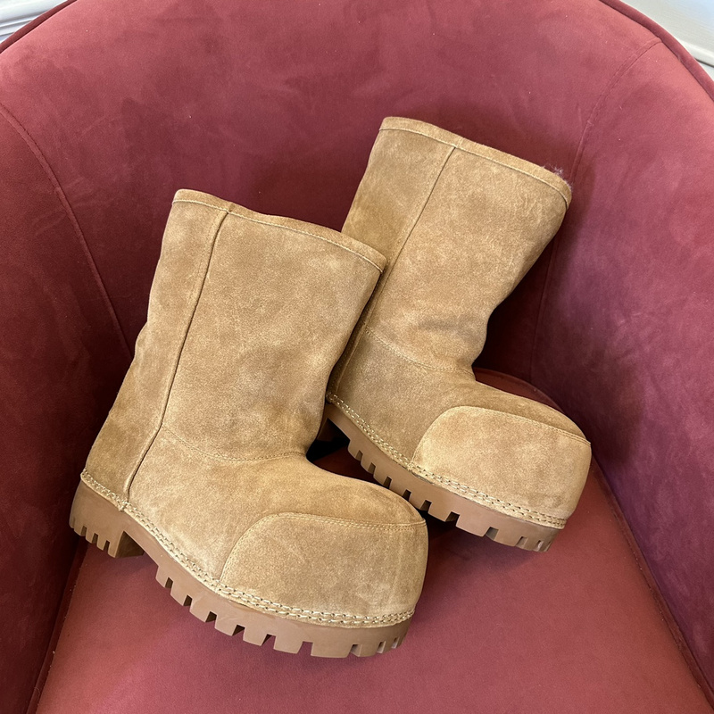 Balenciaga Winter Boots (Middle-Top)