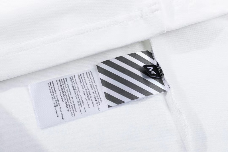 OFF-WHITE T-SHIRT 2302027