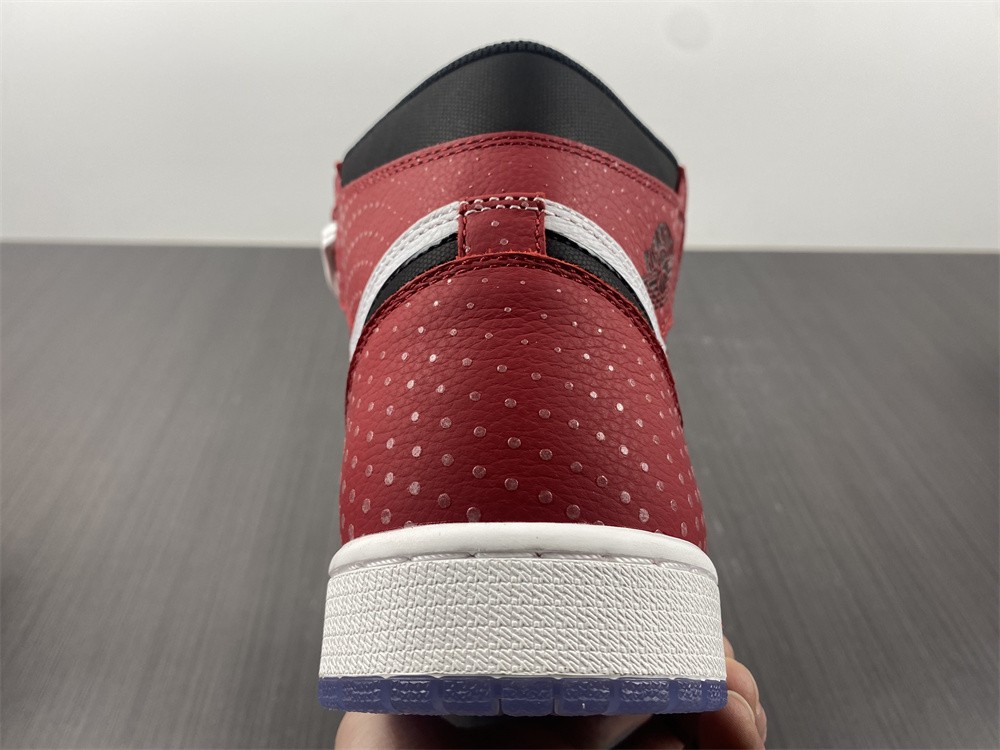 Air Jordan 1 Retro High OG 