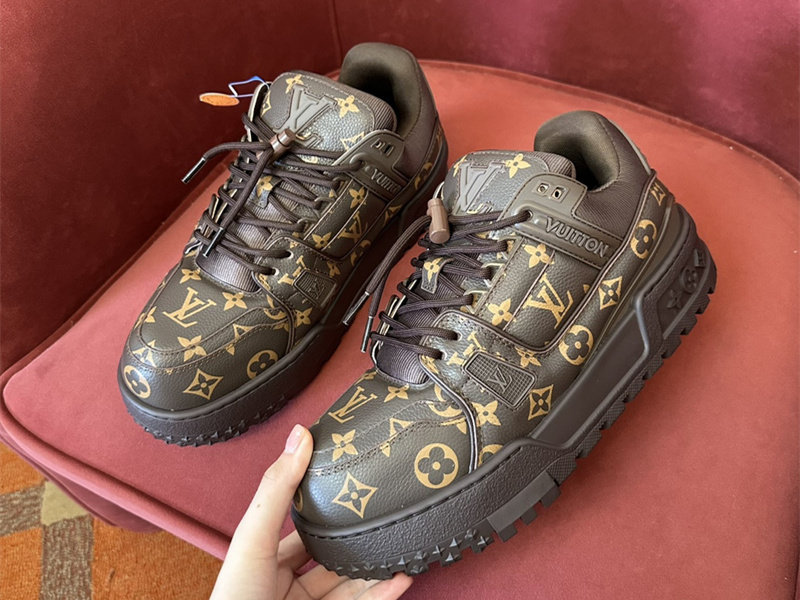 LV Trainer Maxi Sneaker