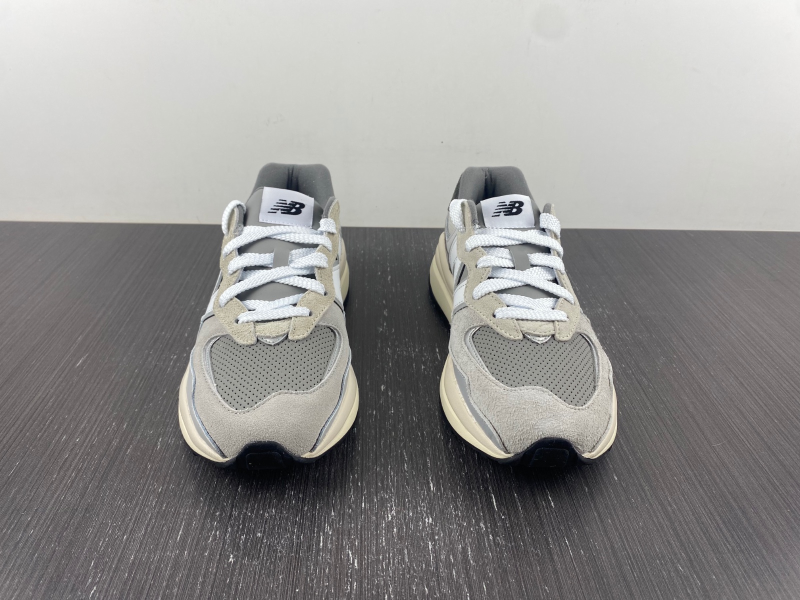 New Balance 57/40 Grey Day - M5740TA