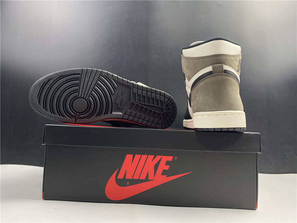 Air Jordan 1 Retro High OG 