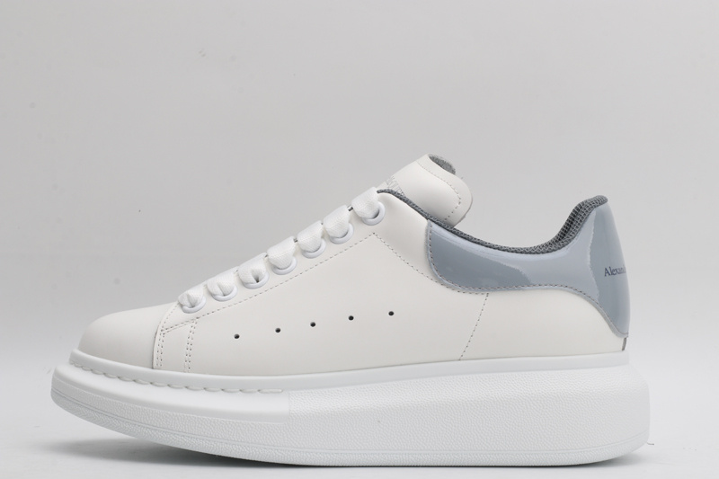 MCQUEEN OVERSIZED SNEAKER