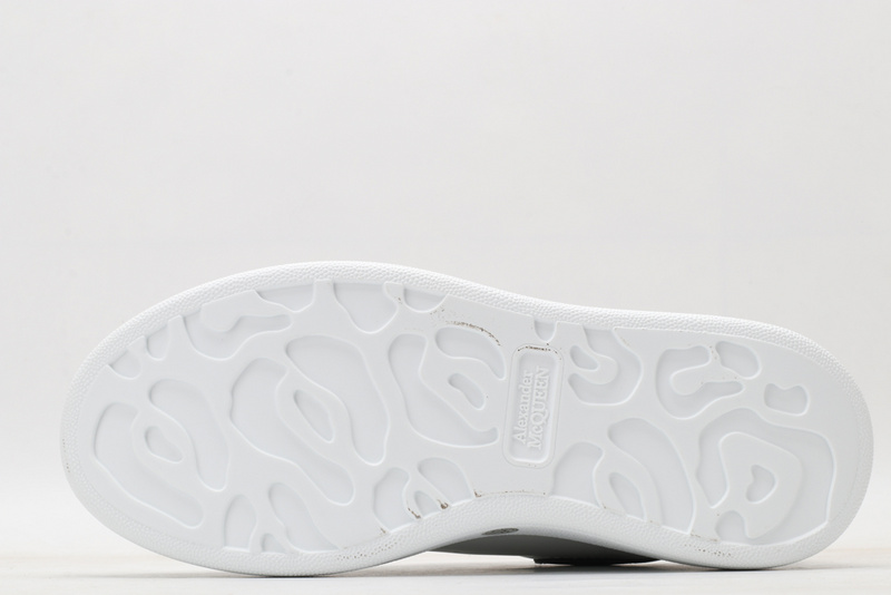 MCQUEEN OVERSIZED SNEAKER