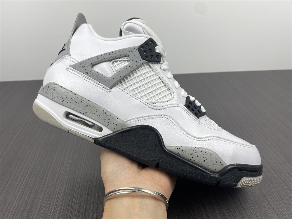 Air Jordan 4 White Cement  840606-192