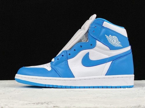 Air Jordan 1 Retro High OG 'UNC'  - 555088 117