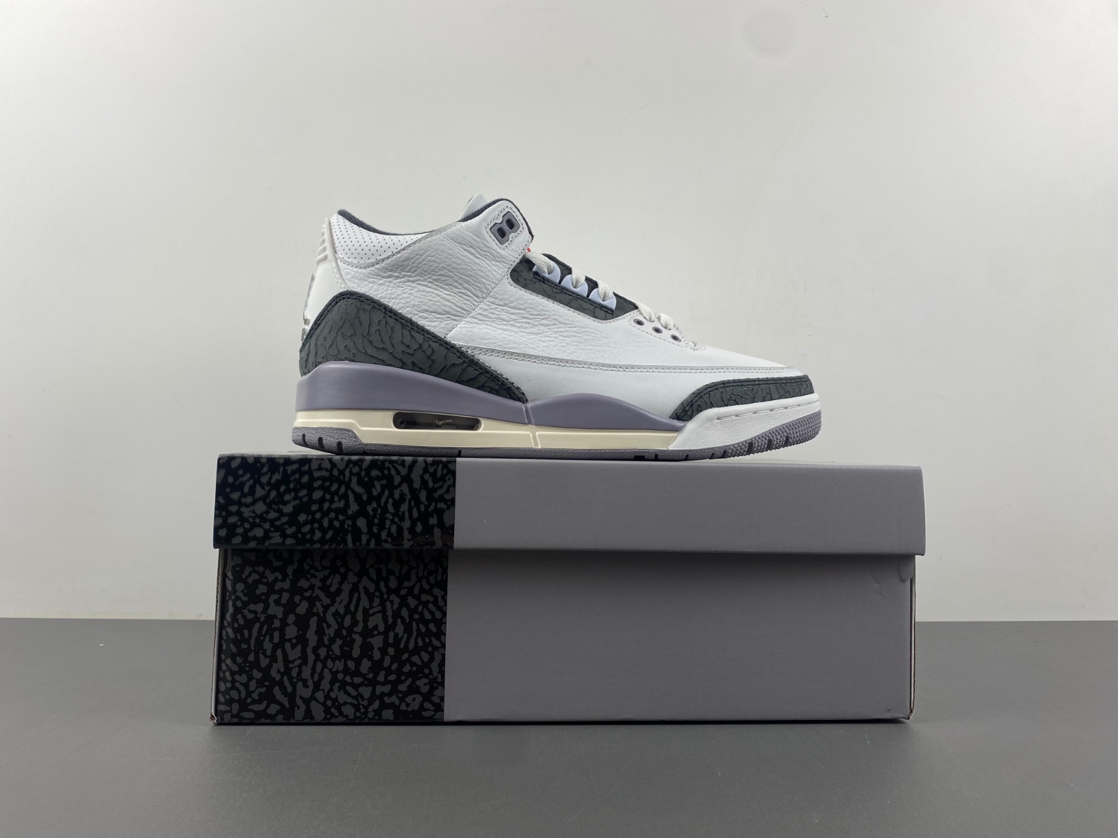 Air Jordan 3 "Cement Grey" CT8532-106