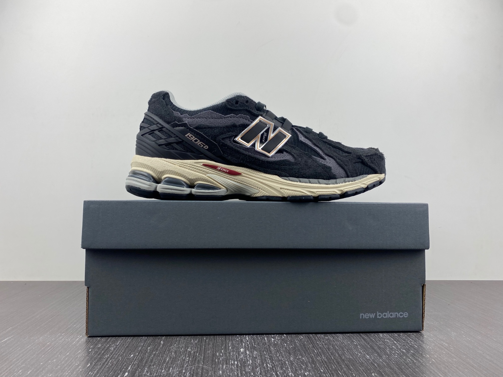 New Balance 1906D Protection Pack Black - M1906DD