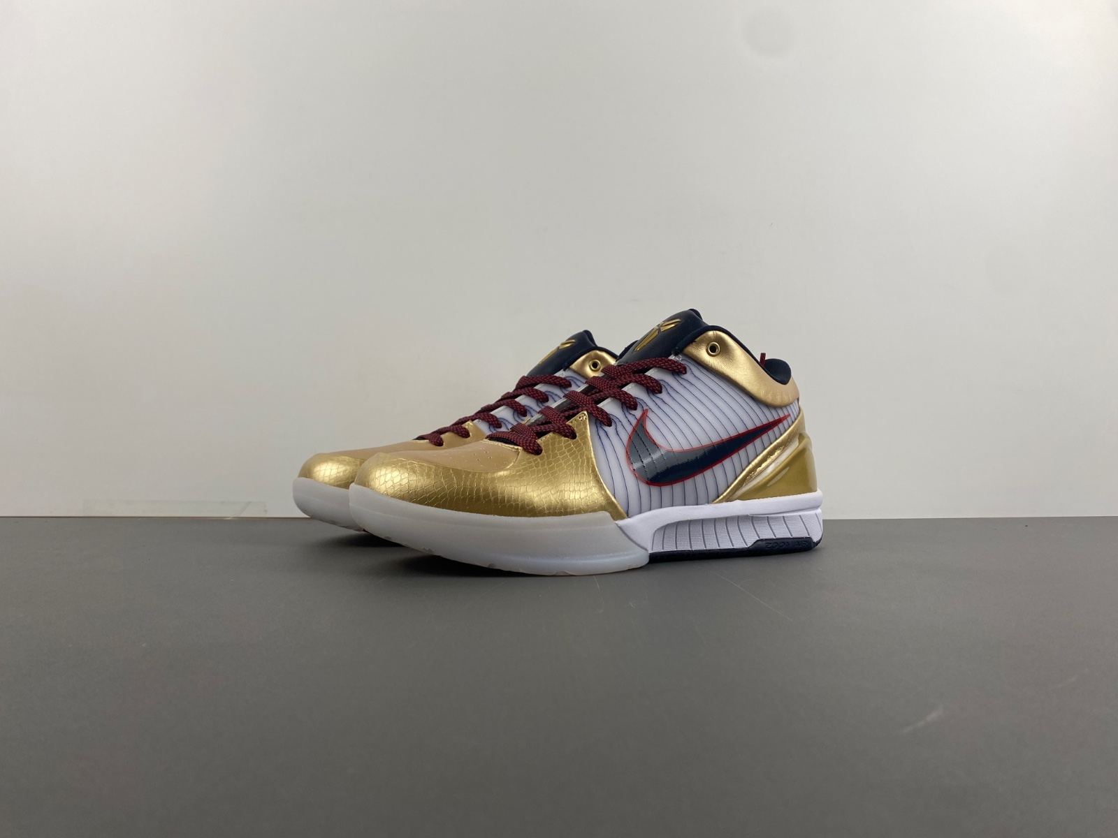 Nike Kobe 4 Protro “Gold Medal”  FQ3544-100