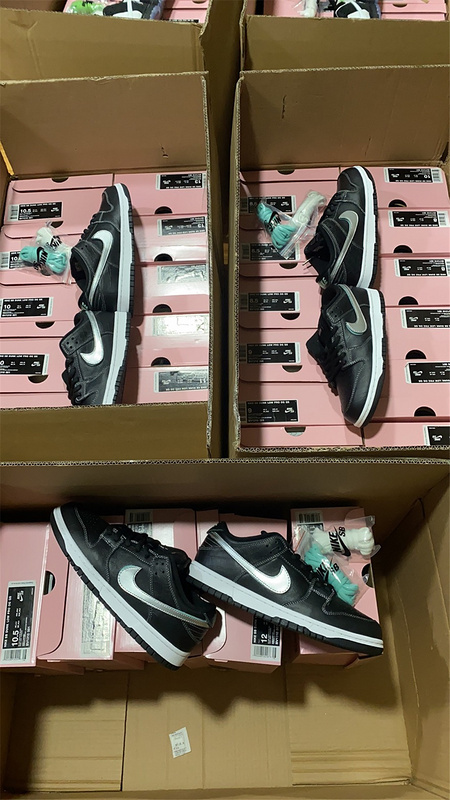 Nike SB Dunk Low Diamond Supply Co Black Diamond BV1310-001