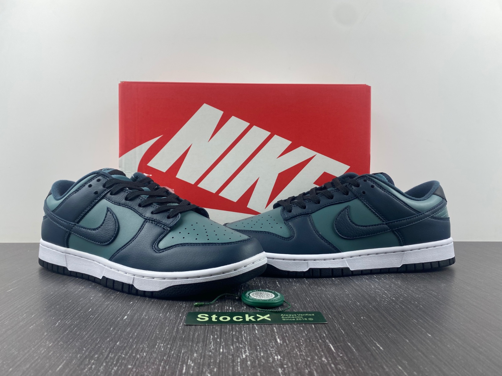 Nike Dunk Low "Armory Navy" DR9705-300