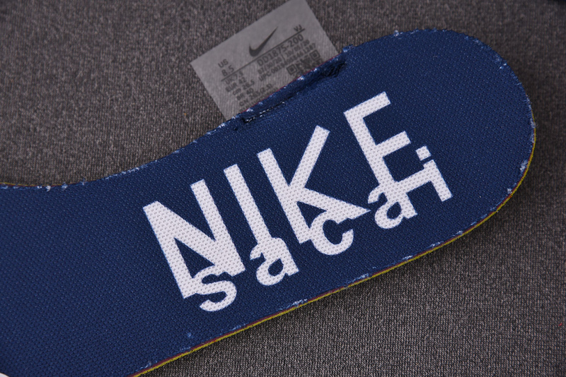 Nike Vaporwaffle sacai Sesame Tan Navy DD1875-200