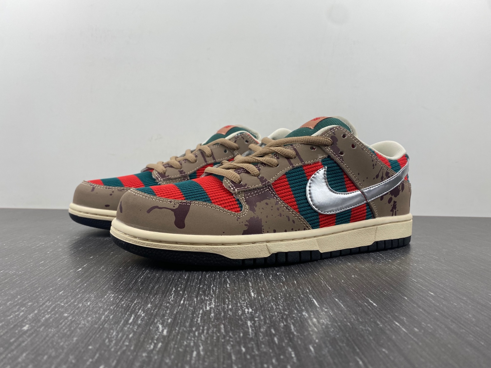 Nike Dunk Low Pro SB 'Freddy Krueger' 313170-202