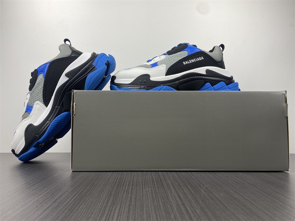 Balenciaga TRIPLE S TRAINER