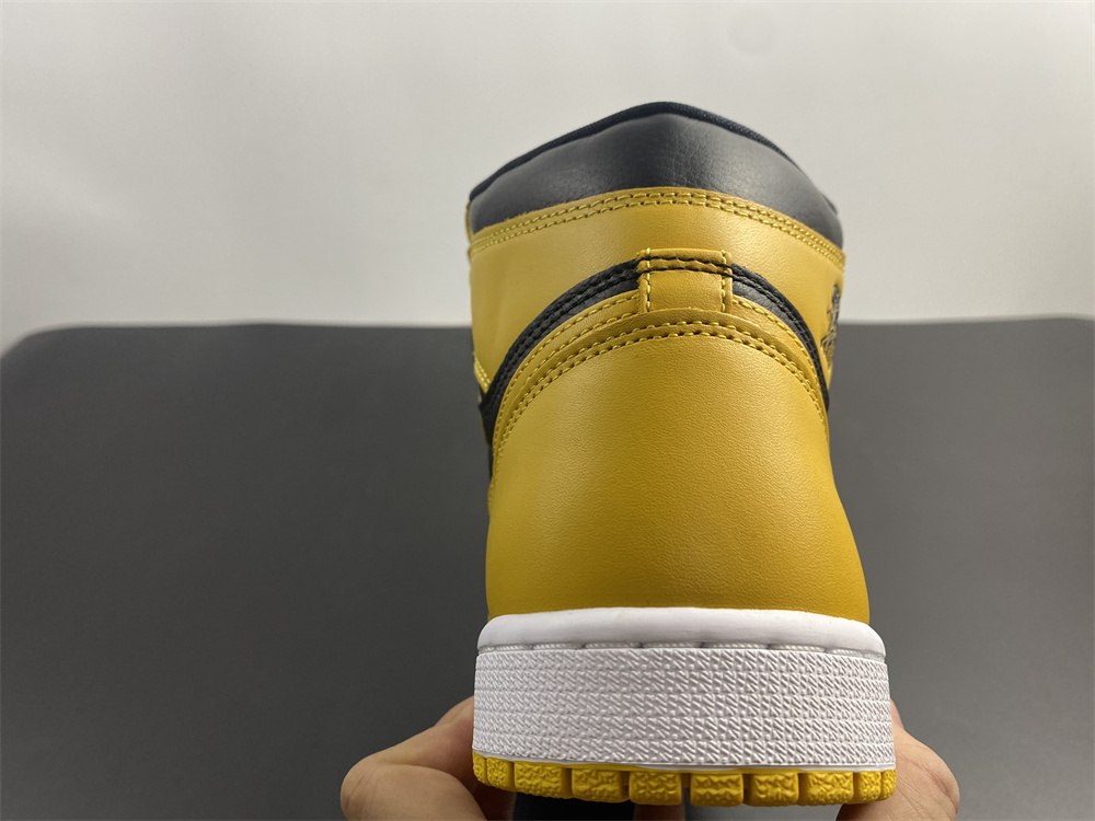 Air Jordan 1 Retro High OG 