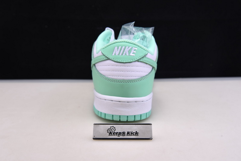 Nike Dunk Low Green Glow DD1503-105