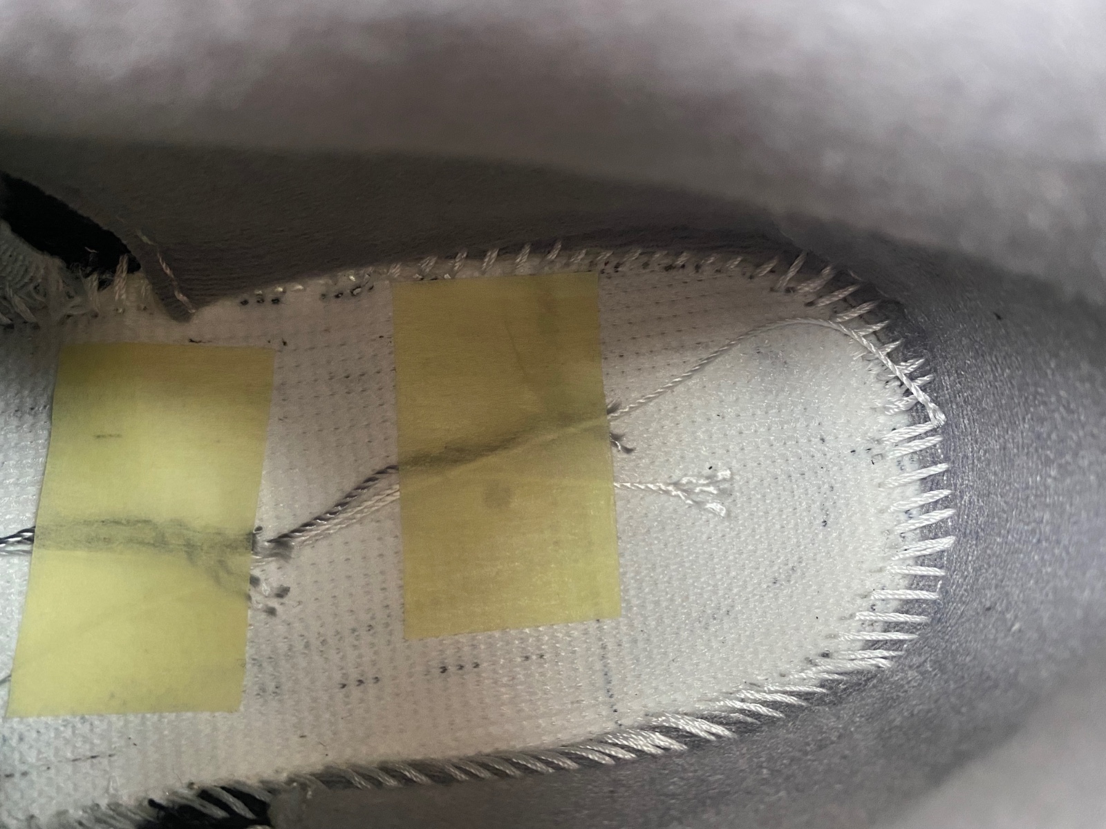 Air Jordan 4 SB bred