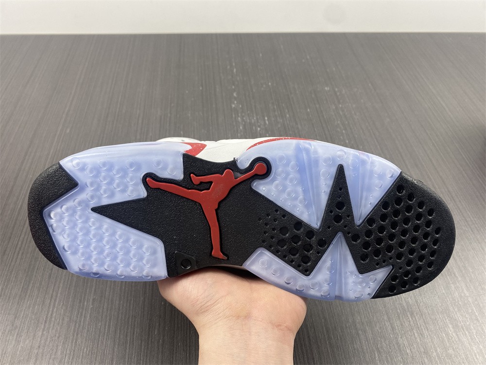 Air Jordan 6 “Red Oreo” CT8529-162