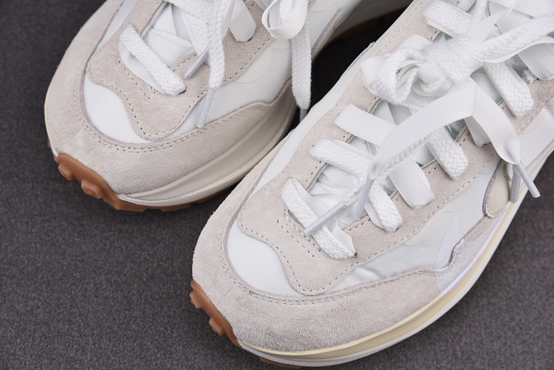 Nike Vaporwaffle sacai Sesame Sail Gum - DD1875-100