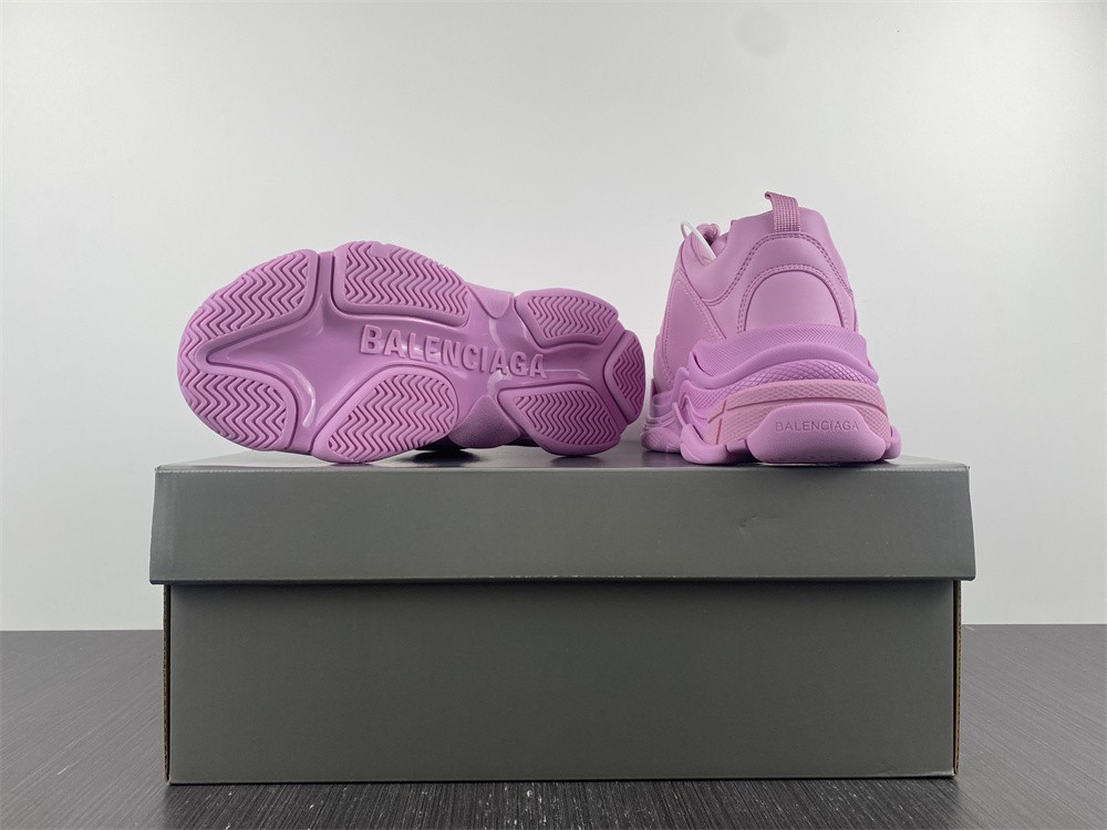 Balenciaga TRIPLE S TRAINER