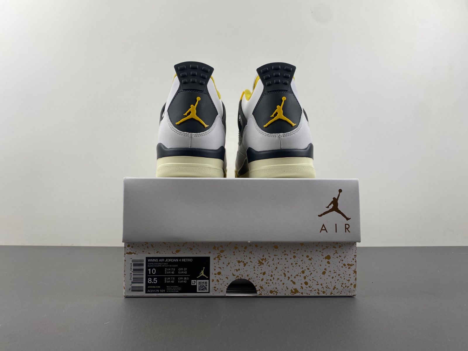 Air Jordan 4  "Vivid Sulfur" AQ9129-101