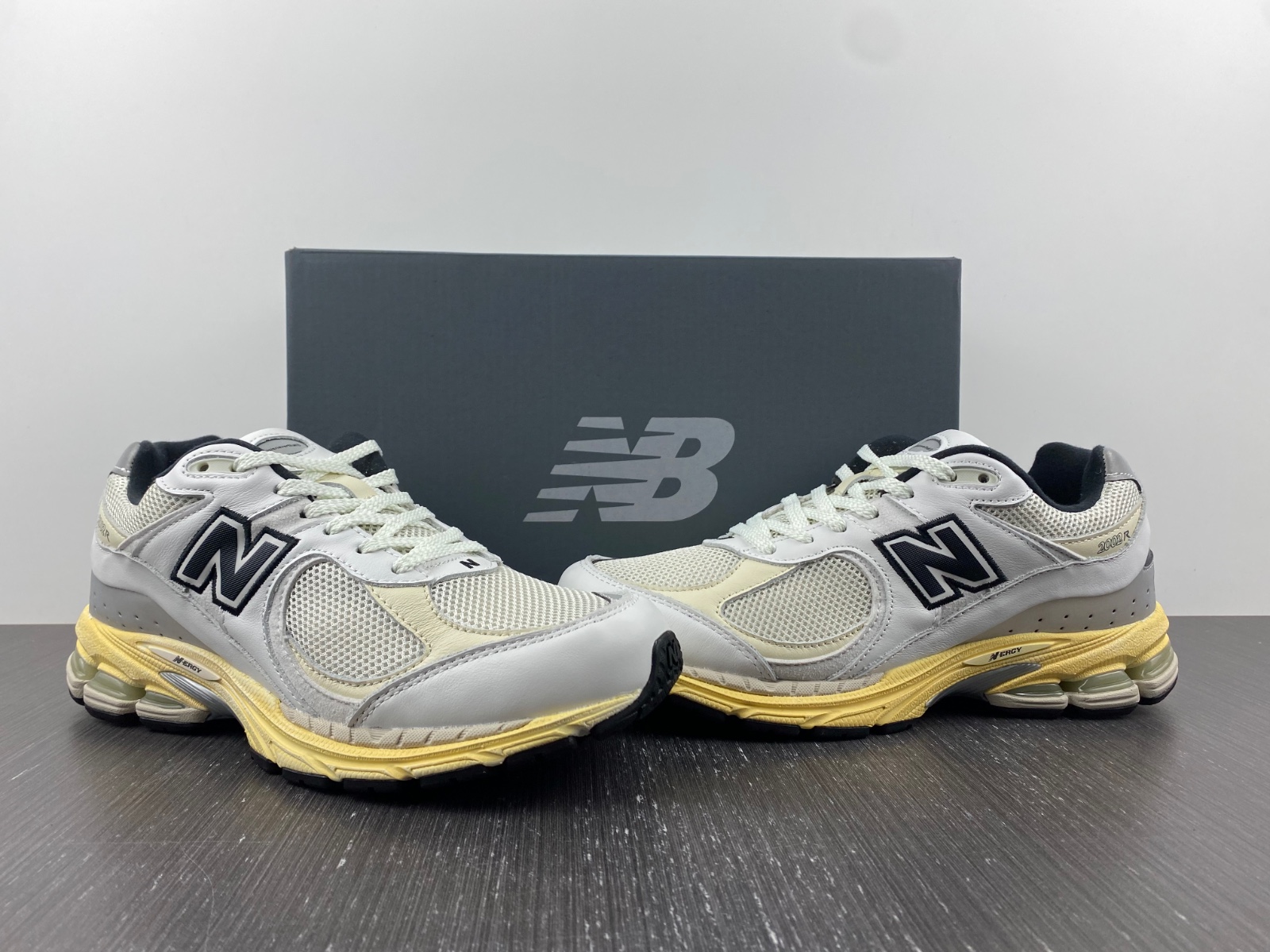 New Balance 2002R thisisneverthat White - ML2002RT