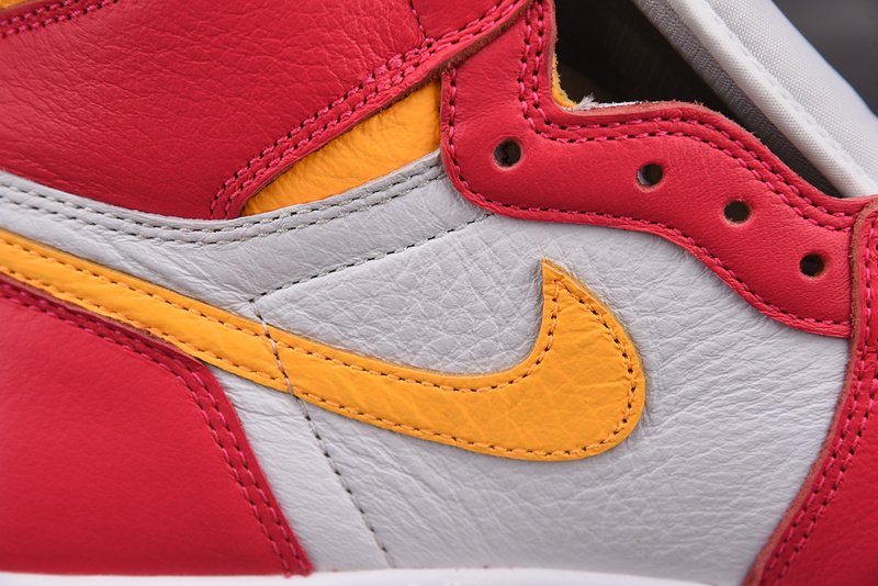 Air Jordan 1 Light Fusion Red 555088-603