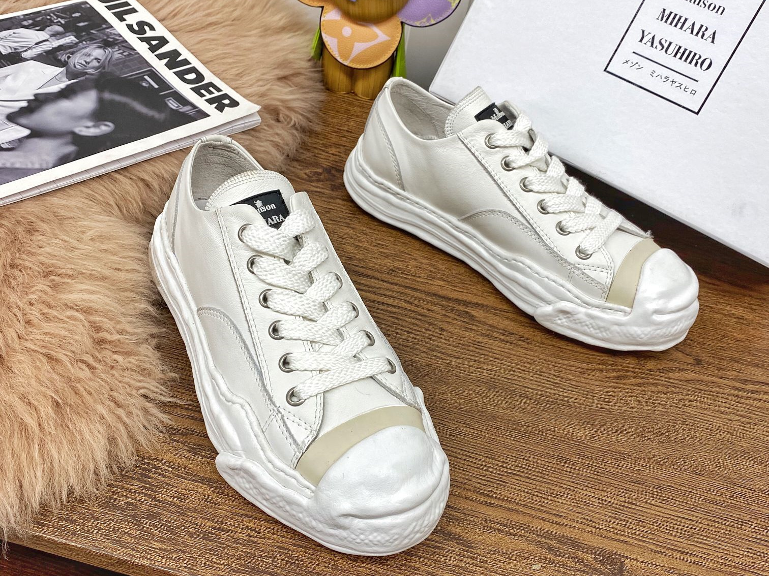 Maison Mihara Yasuhiro Low-Top Sneakers MMY-009