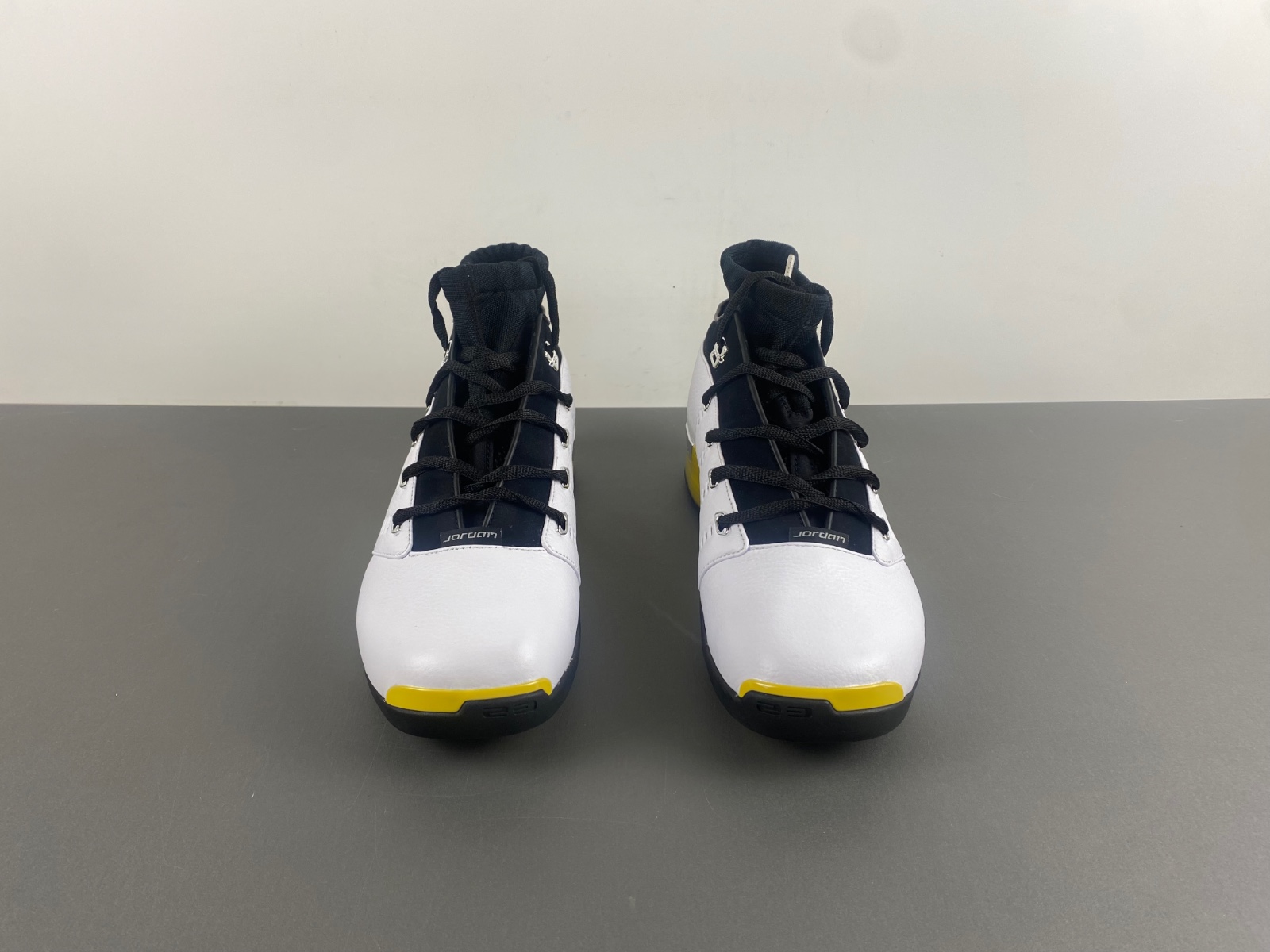 Air Jordan 17 Low “Lightning”   FJ0395-100