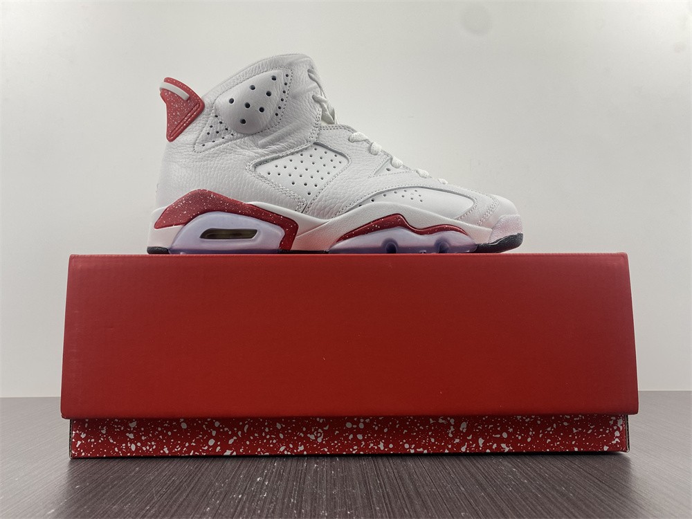 Air Jordan 6 “Red Oreo” CT8529-162