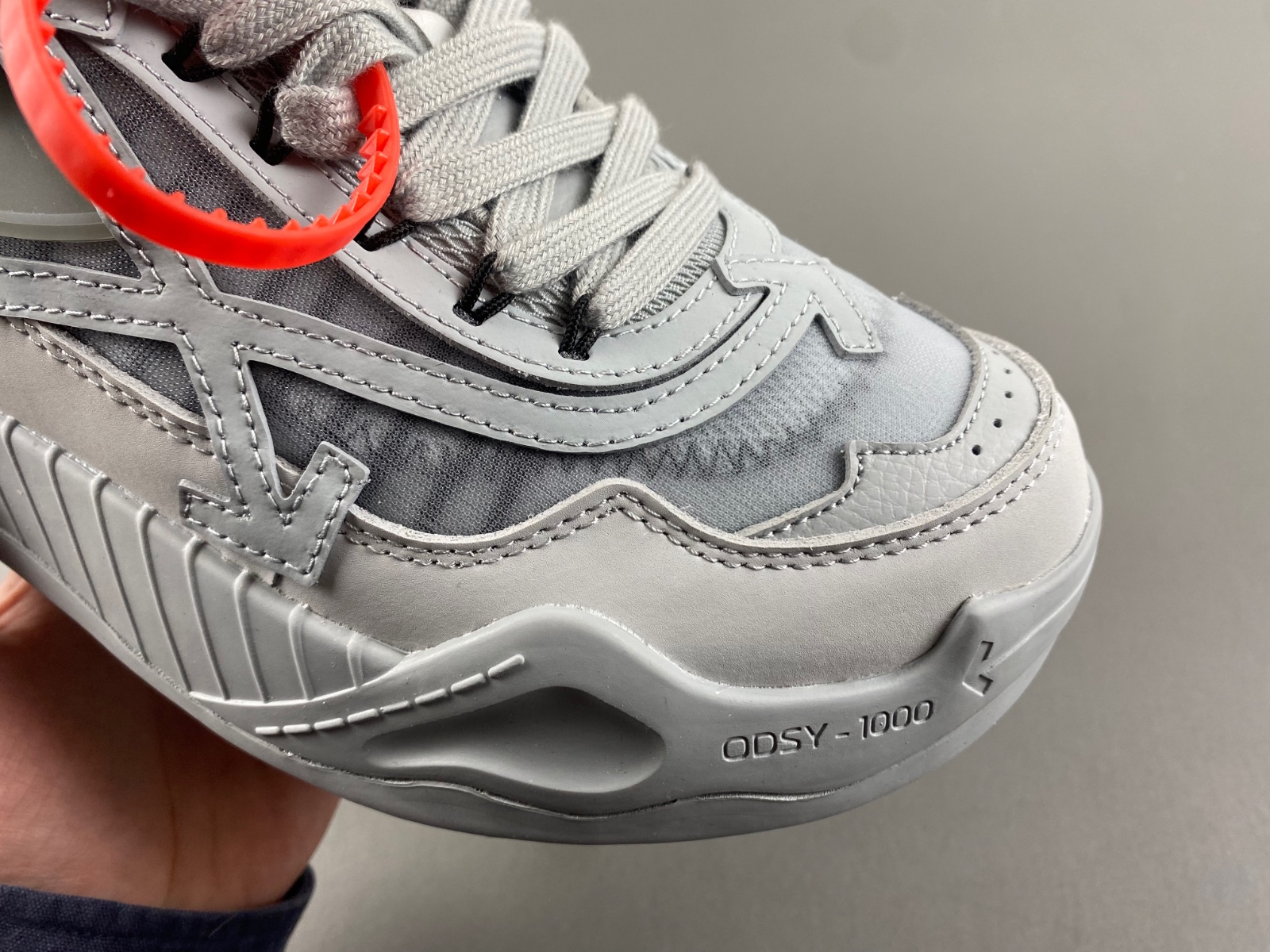 OW C/O ODSY-1000 SNEAKERS