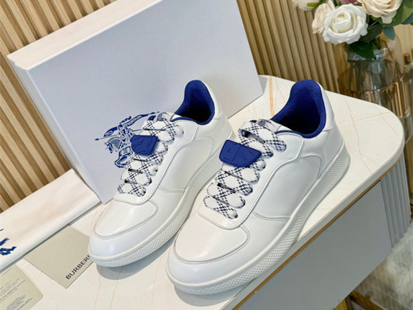 Burberry Check Terrace Sneakers  BBR--3011