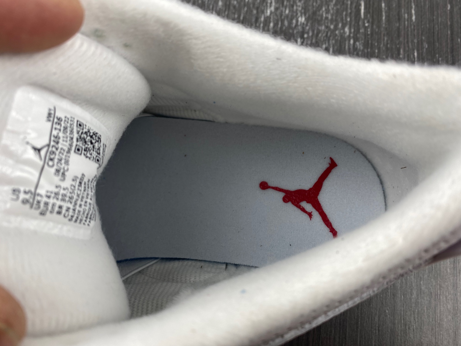 Air Jordan 3 Lucky Green CK9246-136