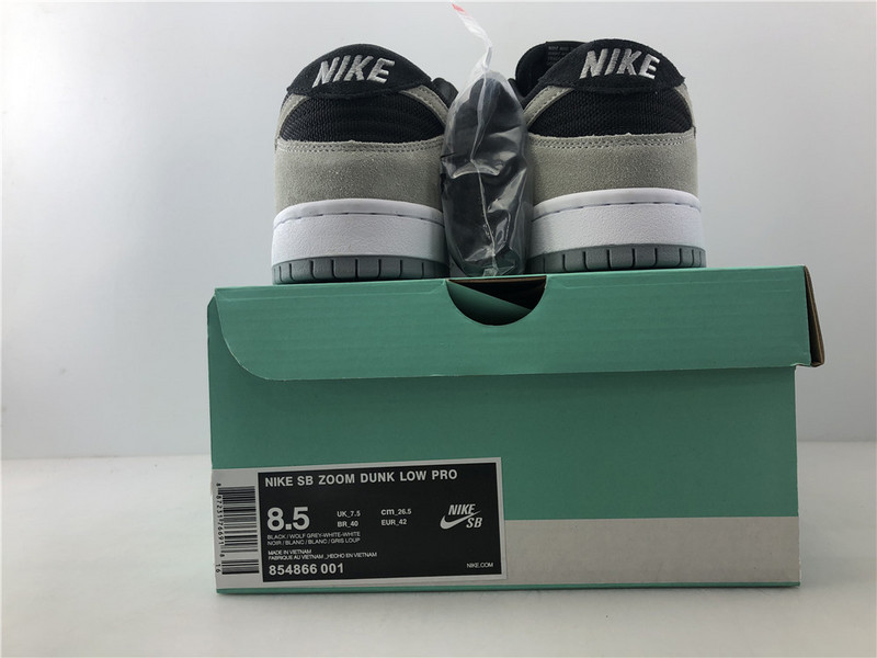 Nike SB Dunk Low Black Wolf Grey 854866-001