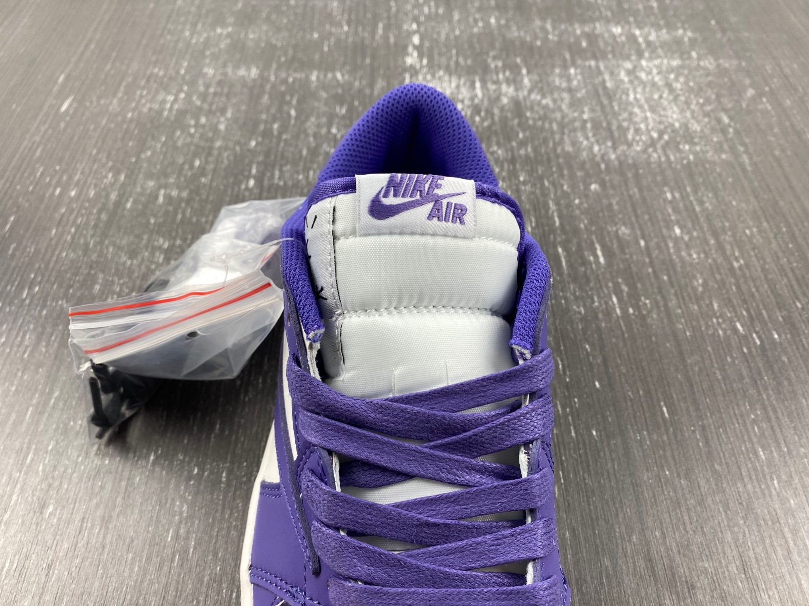 OFF-WHITE x Travis Scott x Air Jordan 1 custom