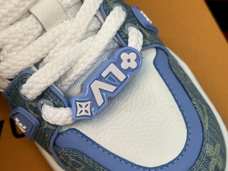 LV Trainer Maxi Sneaker