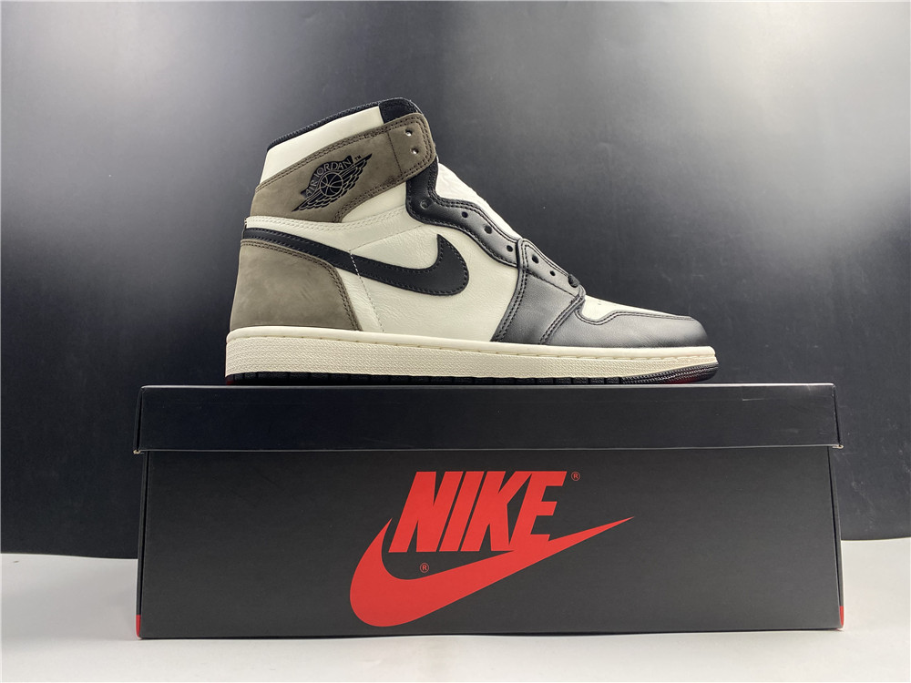 Air Jordan 1 Retro High OG 