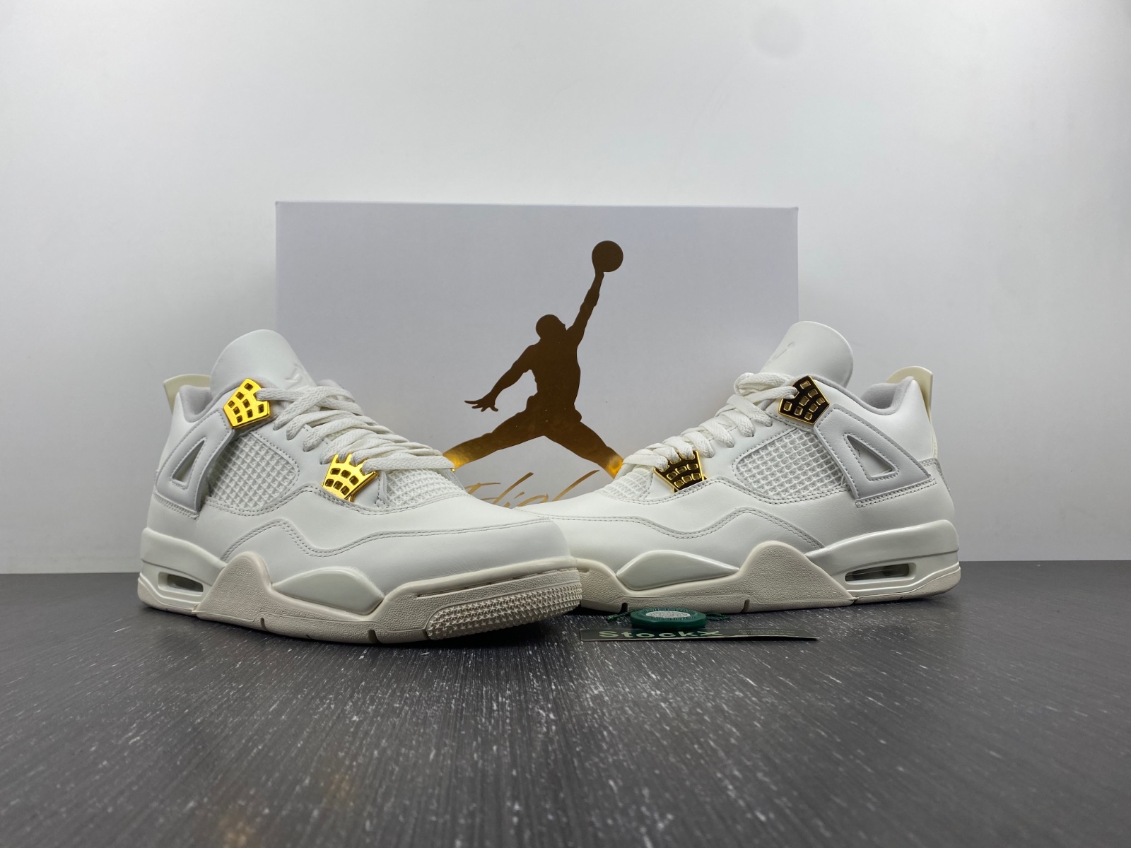 Air Jordan 4 Retro 